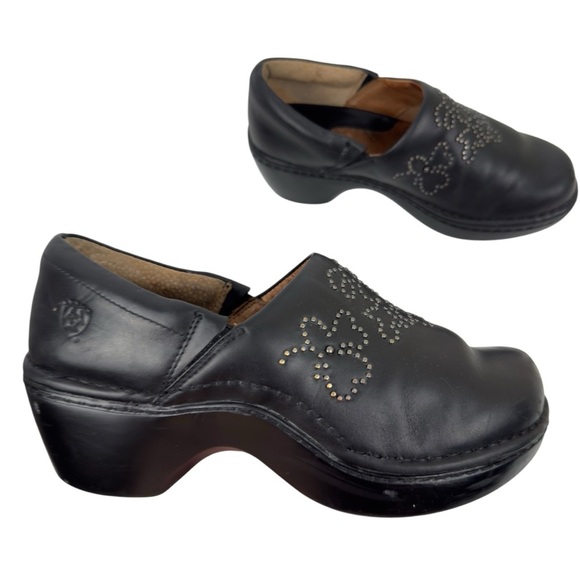 Ariat Black Leather Clog Mules Silver Embellishment Slip on Womens Size 8.5 B - Picture 1 of 16
